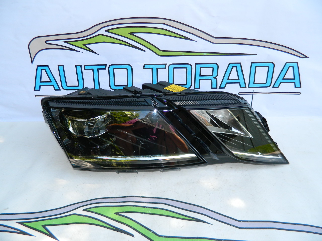 Far LED dreapta Skoda Octavia 3 Facelift 2016-2020 cod 5E1941016D
