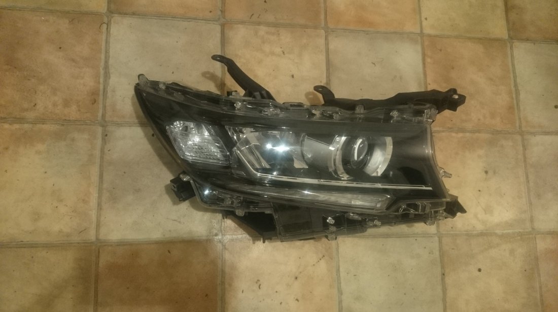 Far led dreapta Toyota Land Cruiser Prado 2017-2021 led