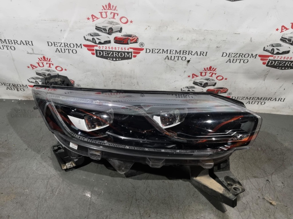 Far LED original dreapta 260108498R / 260104520R Renault Espace V 1.6 TCe 200 cai M5M 450