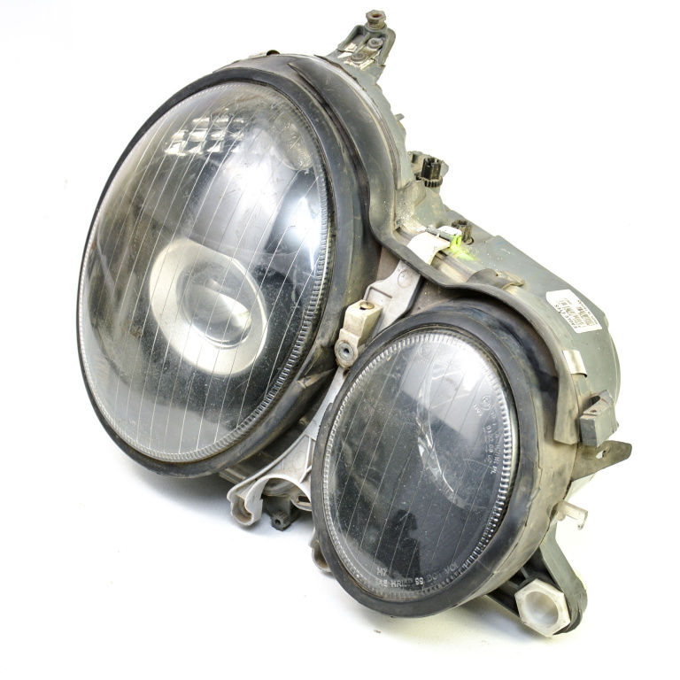 Far Mercedes-Benz E-Class (W210) 1995-2003 Dreapta Bz060B1W10H7, Bz060-B1W10-H7, 30027815 Eagle Eyes