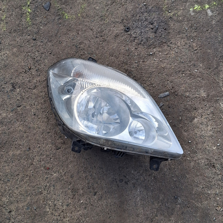 Far Mercedes-Benz Sprinter (W906) 2006-2018 Dreapta A9068200461, 1Lb24701204, 24738200Re, E410881, E410882 Hella