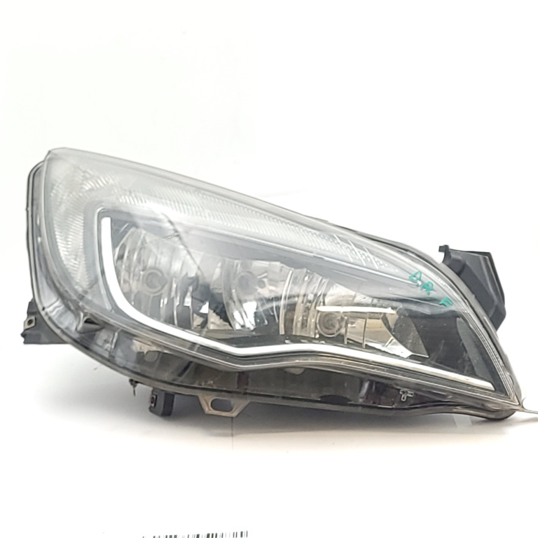 Far Opel Astra J 2009-2015 2.0 Cdti A 20 Dth Motorina Dreapta Volan Pe Dreapta Rhd 13371602, 13 371 602, 1Lg01001170, 1Lg010011-70 Hella