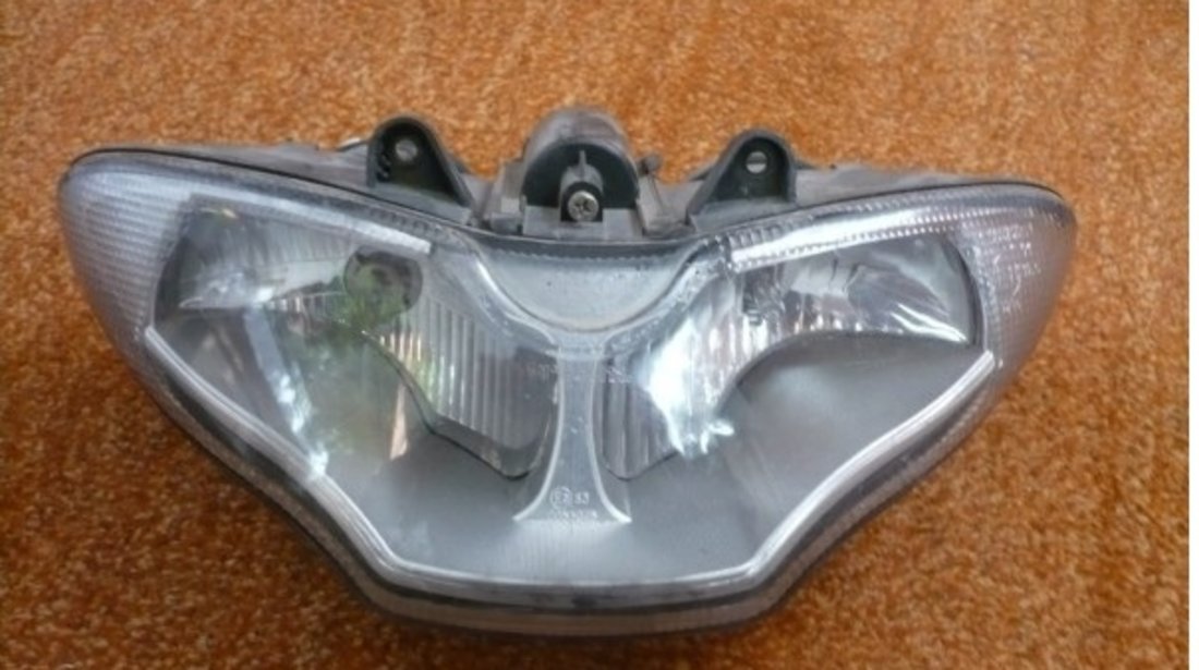 Far Piaggio Gilera Runner 49 125 180 cm in stare buna cu halogen