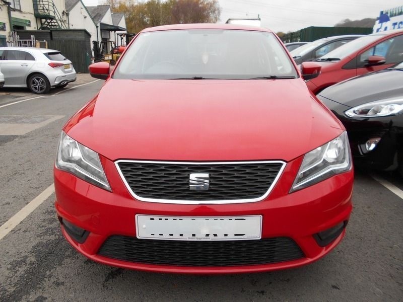 Far Seat Toledo 4 (KG3) [Fabr 2012-2018] rosu