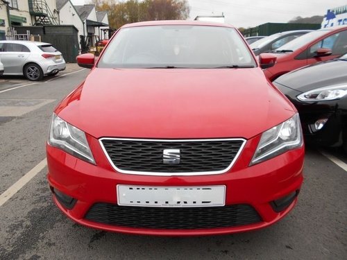 Far Seat Toledo 4 (KG3) [Fabr 2012-2018] rosu