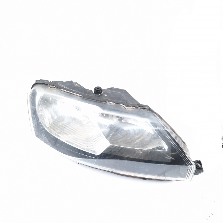 Far Skoda Rapid 2012-2019 1.6 Tdi Cayc Motorina Dreapta Volan Pe Stanga Lhd 5Jb941018, 20E914052, 20E914053, 90038119, 900381190534, 3Aa941607 Valeo
