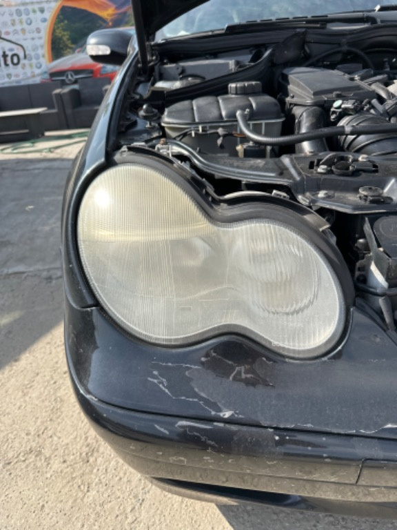 Far stânga de Europa Mercedes c class w203 fără xenon