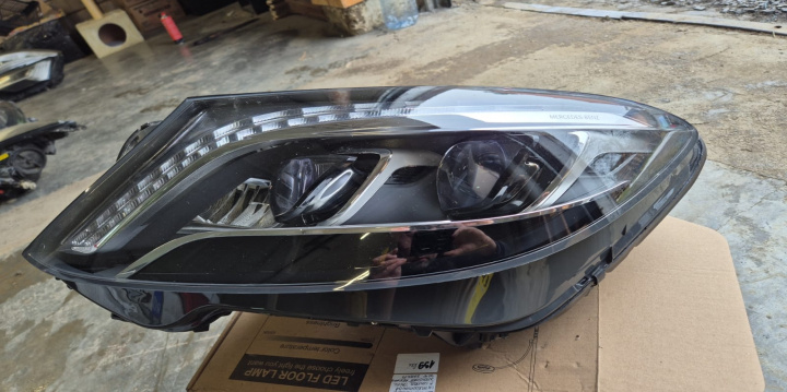 Far stanga 0301276233 / a2229061302 Mercedes-Benz S-Class W222 [2013]