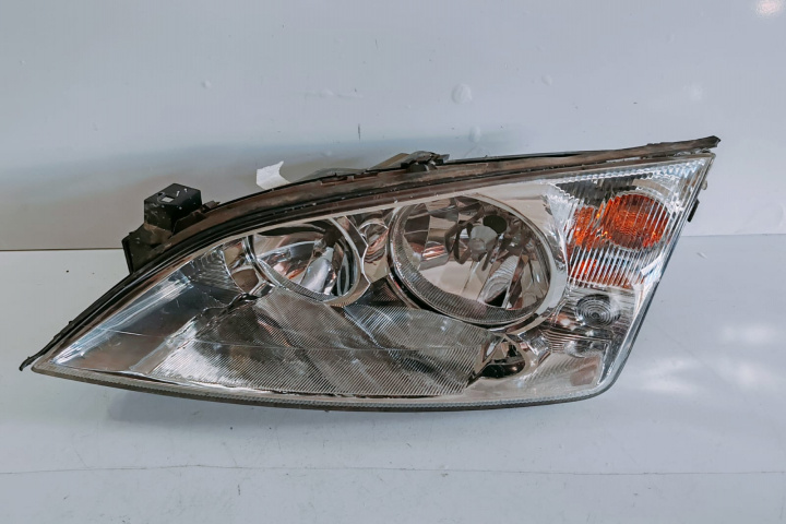Far Stanga 2062468 Ford Mondeo MK3 [2000 - 2003]