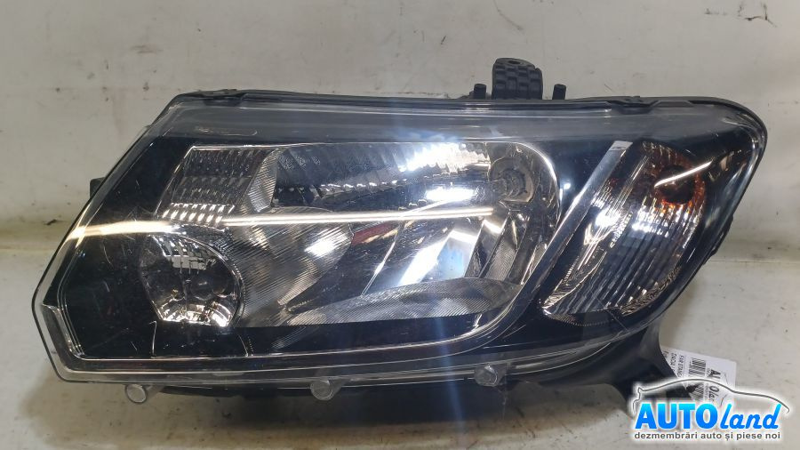 Far Stanga 260604111r Dacia SANDERO II 2013