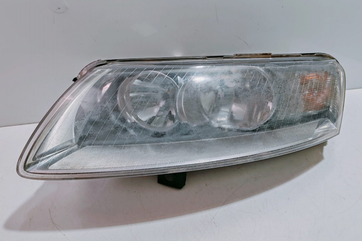 Far Stanga 4F0941003C Audi A6 4F/C6 [2004 - 2008]