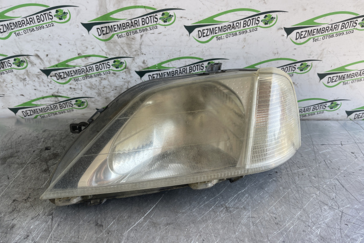 Far stanga 8200211005 Dacia Logan [2004 - 2008] MCV 1.5 dci MT (84 hp)