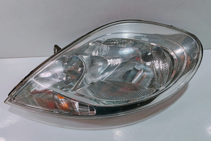 Far Stanga 8200701354 / 93859829 Nissan Primastar [facelift] [2006 - 2014]