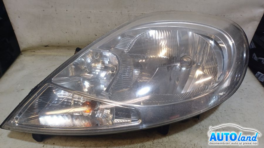 Far Stanga 8200701363 Facelift Opel VIVARO A Tour 2001-2006