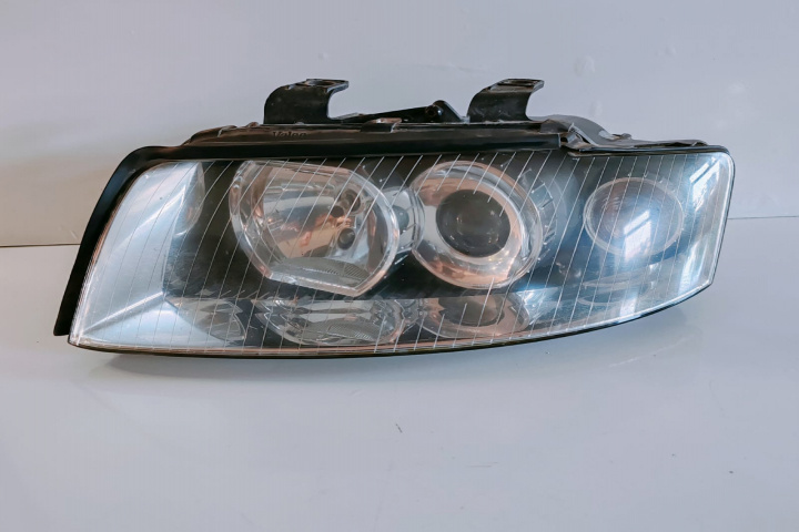 Far Stanga 8E0941029C Audi A4 B6 [2000 - 2005]