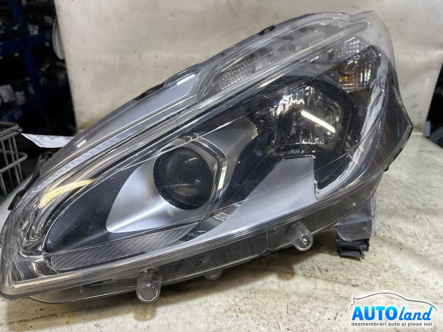 Far Stanga 9810601980 Cu Lupa Peugeot 208 2012