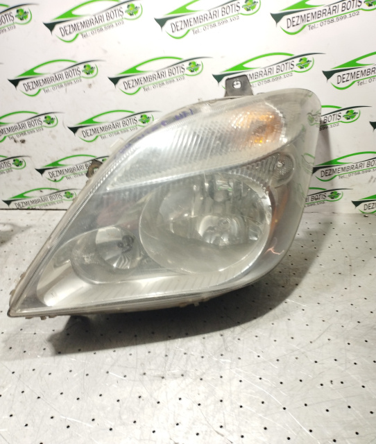 Far stanga A 906 820 03 61 Mercedes-Benz Sprinter 2 906 [2006 - 2013] Autoutilitara duba 5-usi 2.2 CDI MT (109 hp)