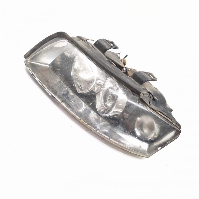 Far Stanga Audi A4 B6 (8E) 2000-2004 17D171101N2, E417D171101N2, 10R031542, E410R031542, E96002, E96003, D461103Lrhd, D461103Llhd, 08D461103L, 084411146Lh, 08D461103Lh