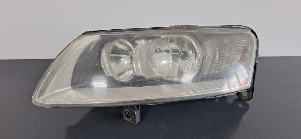 Far stanga Audi A6 (2004-2011) [4F2, C6] 2.0 Motorina 2006, VOLAN DREAPTA / CU HALOGEN