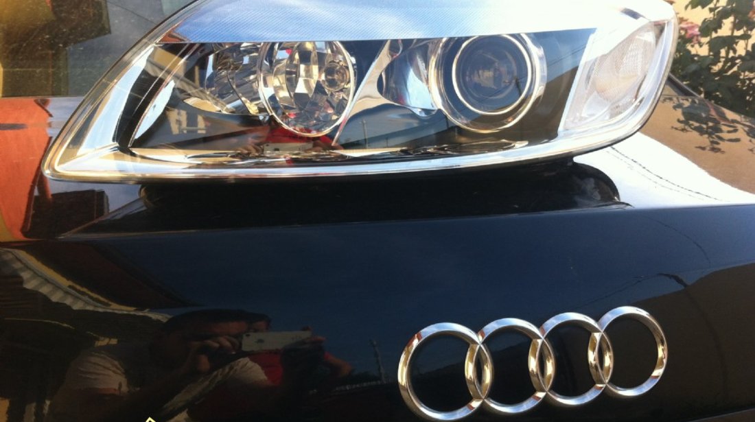 Far stanga Audi Q7 Big Xenon Adaptive