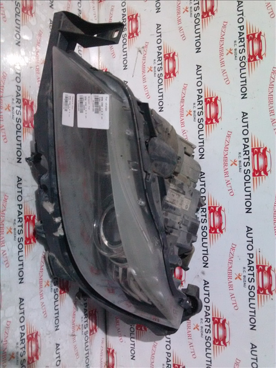 Far stanga BMW E90 2.0 D an fabr. 2009