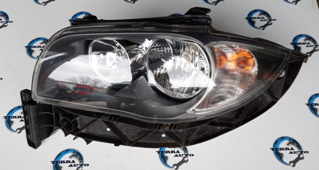 Far stanga BMW Seria 1 (E82) 2007-2011