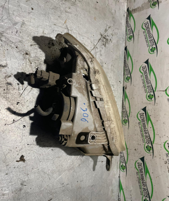 Far stanga Chevrolet Kalos [2003 - 2008] Hatchback 5-usi 1.2 MT (72 hp)