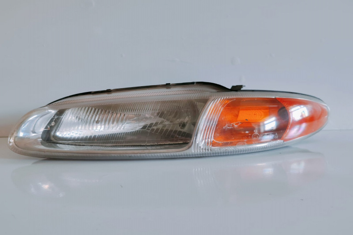 Far Stanga Chrysler Stratus [1995 - 2000]