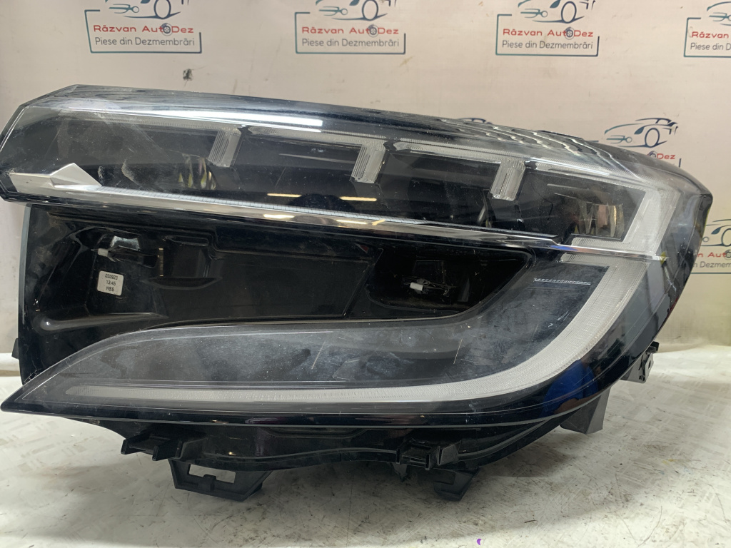 Far stanga cu led Renault Austral 1.2 Benzina 2023, CU PRINDERI RUPTE