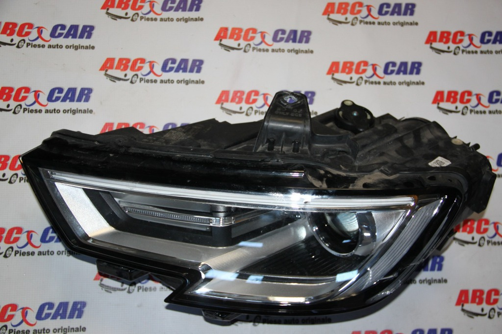 Far stanga cu xenon Audi A3 8V 2012-2017 8V0941005E