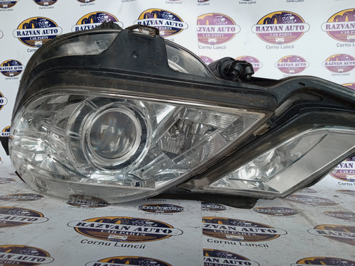 Far stanga cu xenon Mercedes E 220 2012, URECHI PRIDERE RUPTE