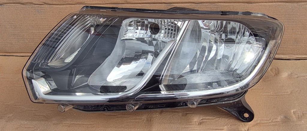Far stanga Dacia Logan 2 Editia 10 ani 2015 2016