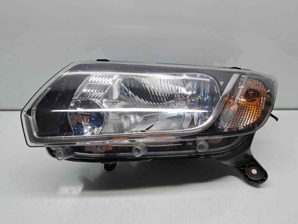 Far stanga Dacia Sandero 2 [Fabr 2012-prezent] 260604111R