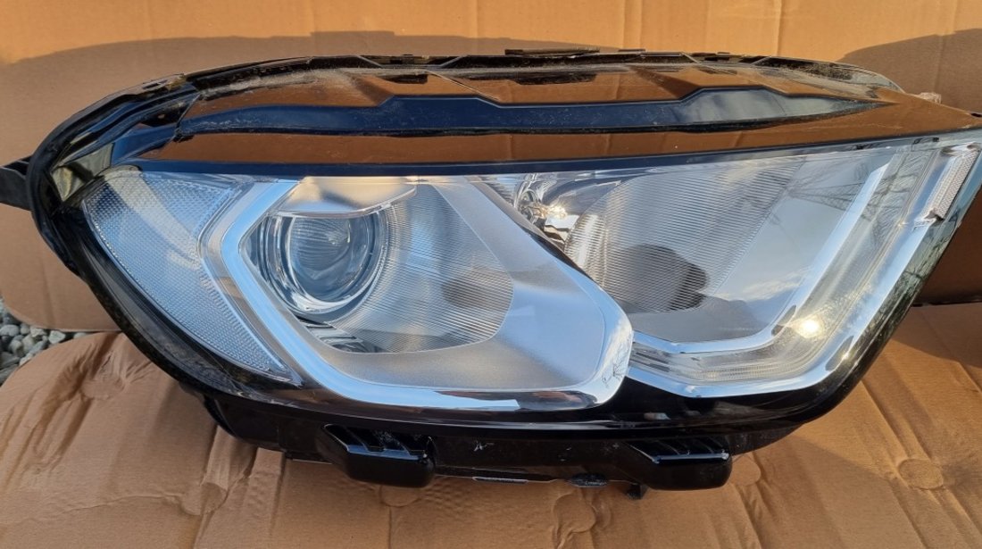 Far stanga / dreapta Ford Ecosport Facelift 2017 2018 2019 2020