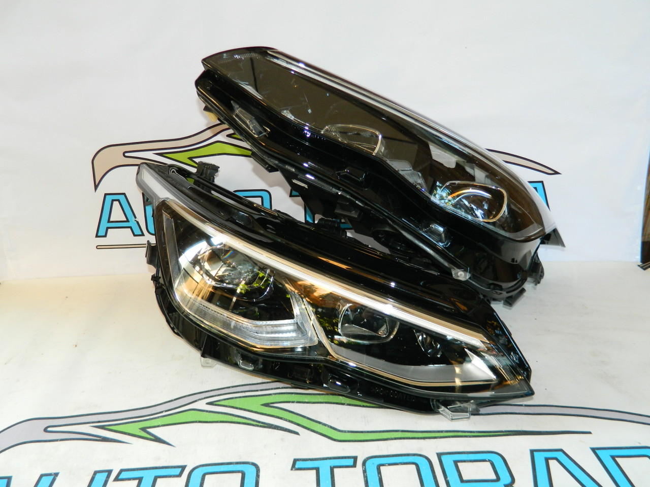 Far stanga, dreapta FULL LED VW Golf 8 model 2020-2023 cod 5H1941036,5H1941035