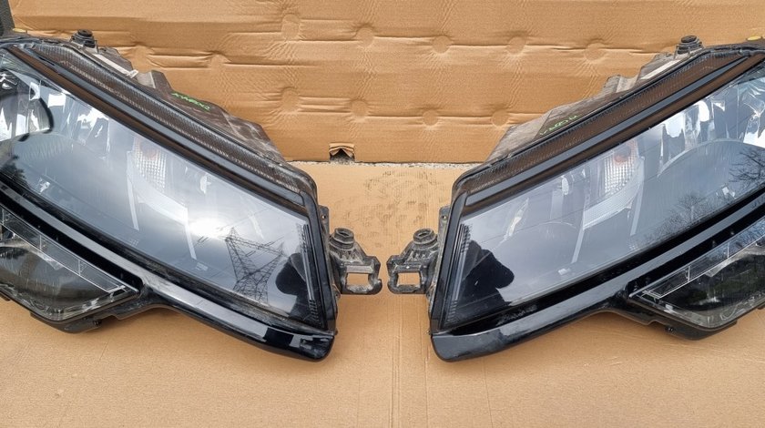 Far stanga dreapta Halogen LED Skoda Karoq 2017 2018 2019 2020