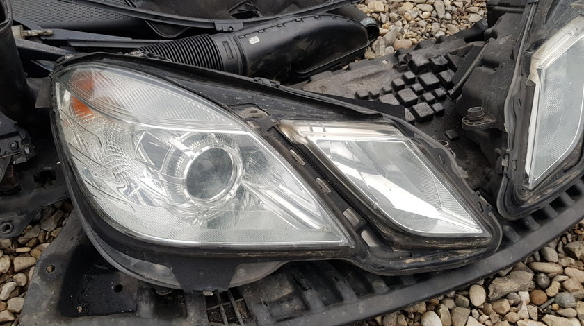 Far stanga dreapta halogen Mercedes E-Class W212 2010 2011 2012