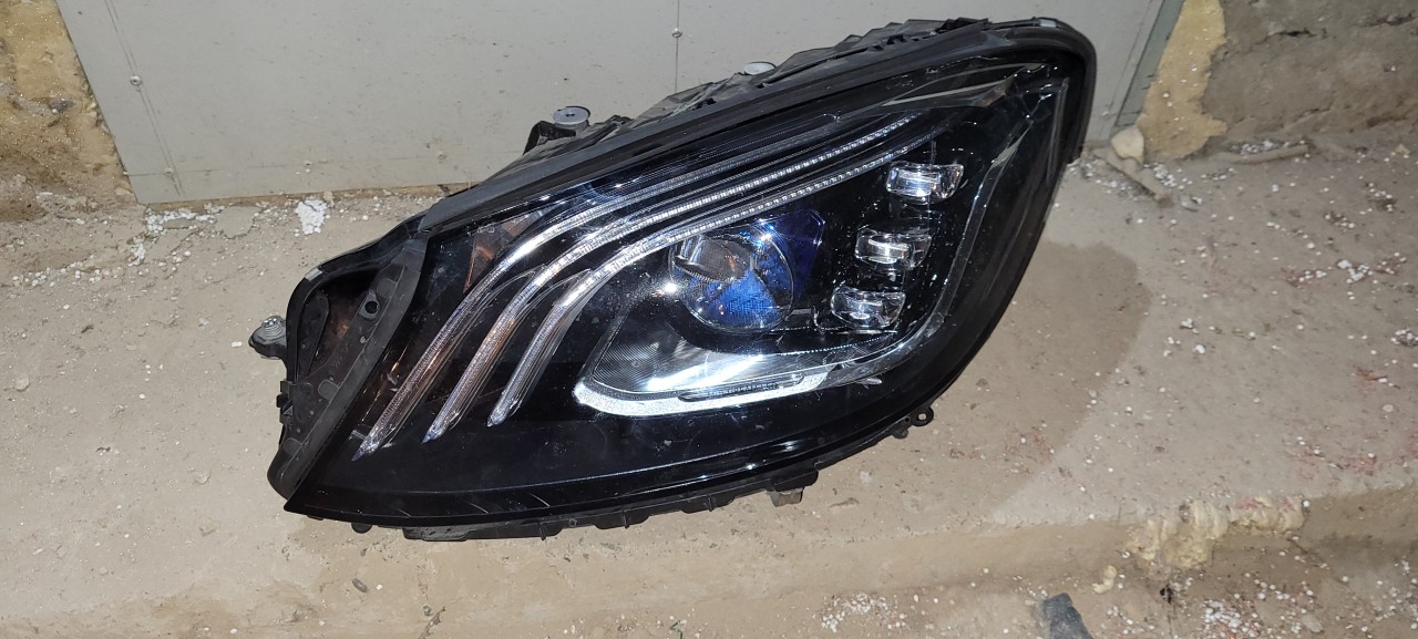 Far stanga  , dreapta Mercedes S W222 facelift cod: A2229069305