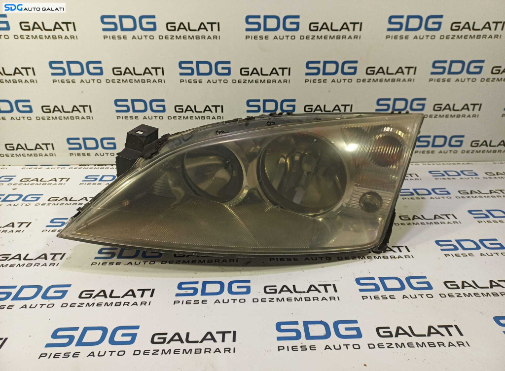 Far Stanga EUROPA FARA Xenon cu Ghidaje Rupte Ford Mondeo 3 MK3 2000 - 2007 Cod 0301174201 1S71-13006-AK [L1592]