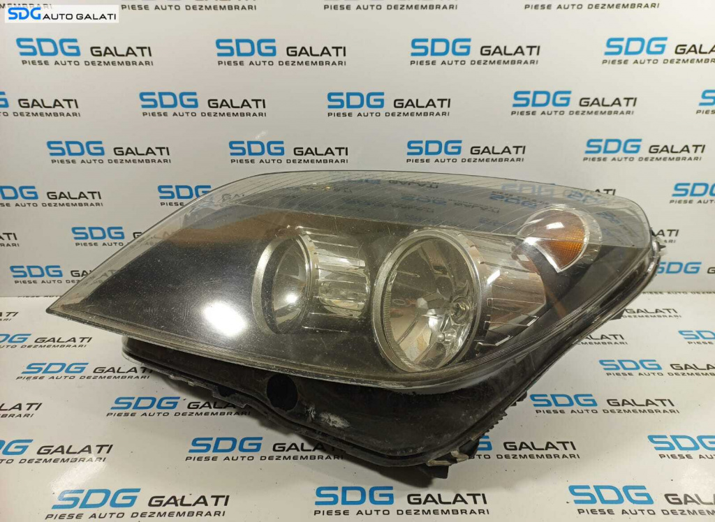 Far Stanga EUROPA FARA Xenon Opel Astra H 2004 - 2010 Cod 24451030 1LG270370-03 [L1968] (Ureche Lipsa)