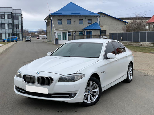 Far stanga fara xenon bmw f10 berlina 2.0 d