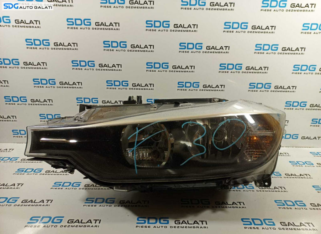 Far Stanga FARA Xenon BMW Seria 3 F30 F31 2011 - 2015 Cod 7259539 63.11-7259539 [L1953]