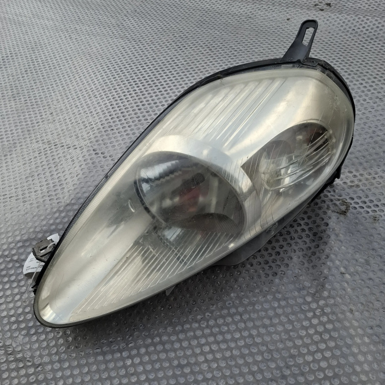 Far Stanga Fiat Grande Punto (199) 2005-2012 1.3 D Multijet Motorina