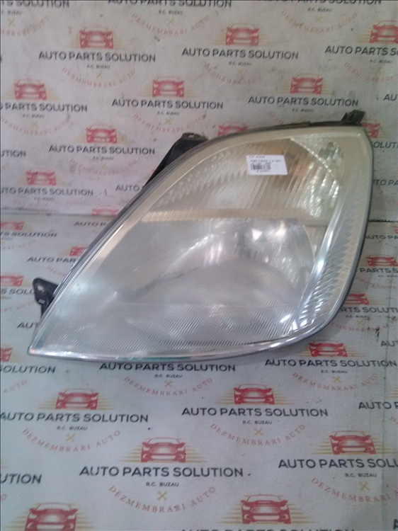 Far stanga FORD FIESTA 1.4 TDCI an fabr. 2004