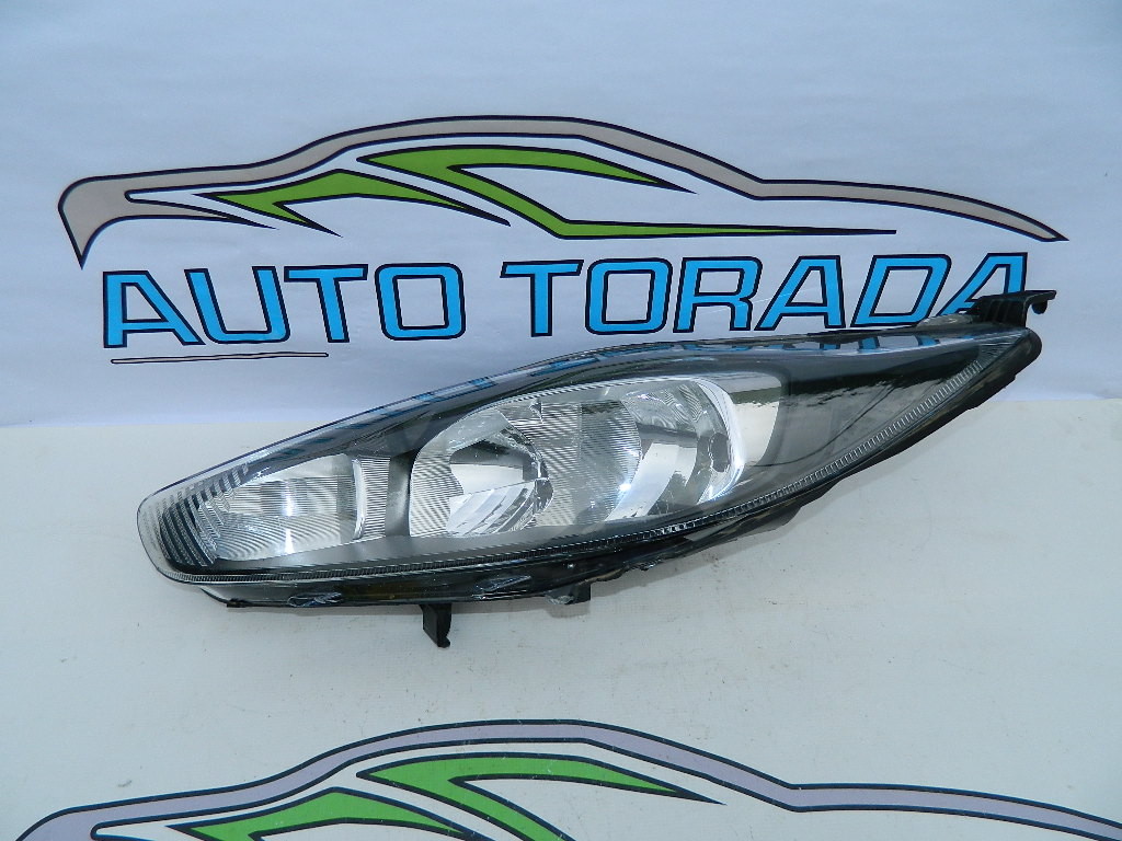 Far stanga Ford Fiesta model 2015 cod C1BB-13W030-AH