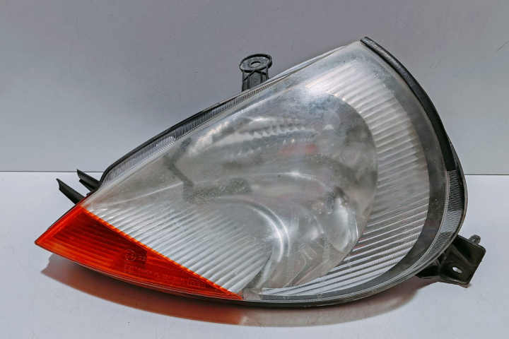 Far Stanga Ford Ka [1996 - 2008]