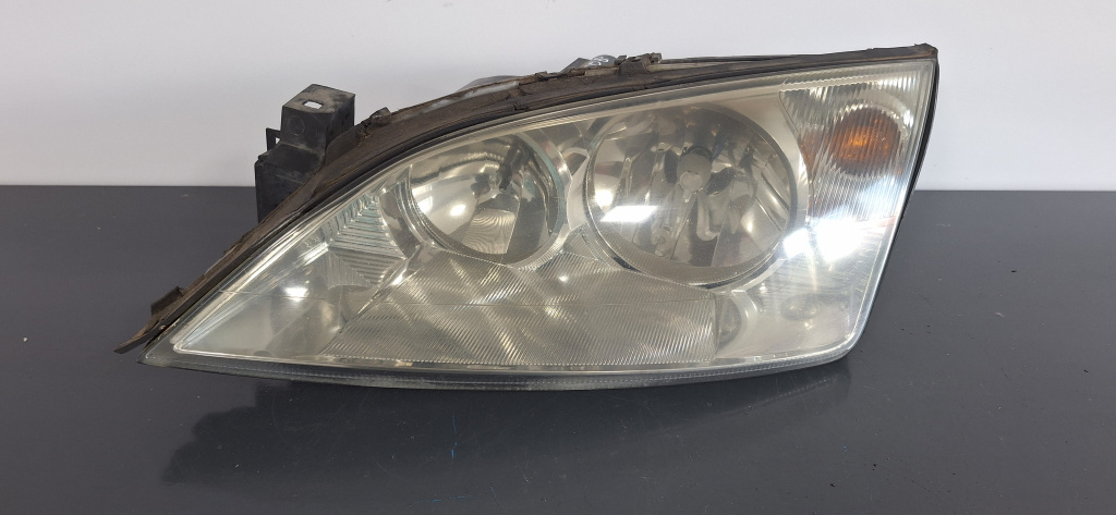 Far stanga Ford Mondeo (2000-2008) [MK3] 2.0 Motorina 2003, VOLAN STANGA / 1S71-13006-AL
