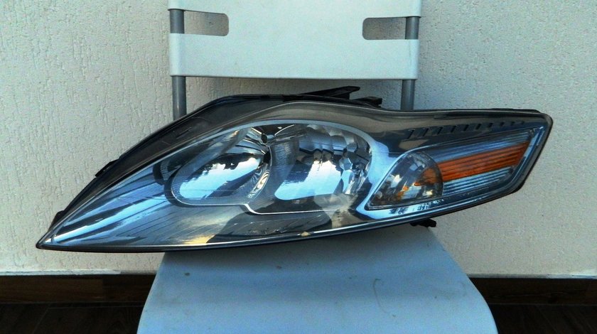 Far stanga Ford Mondeo MK4 An 2007-2011 cod 7S71-13W030-AF