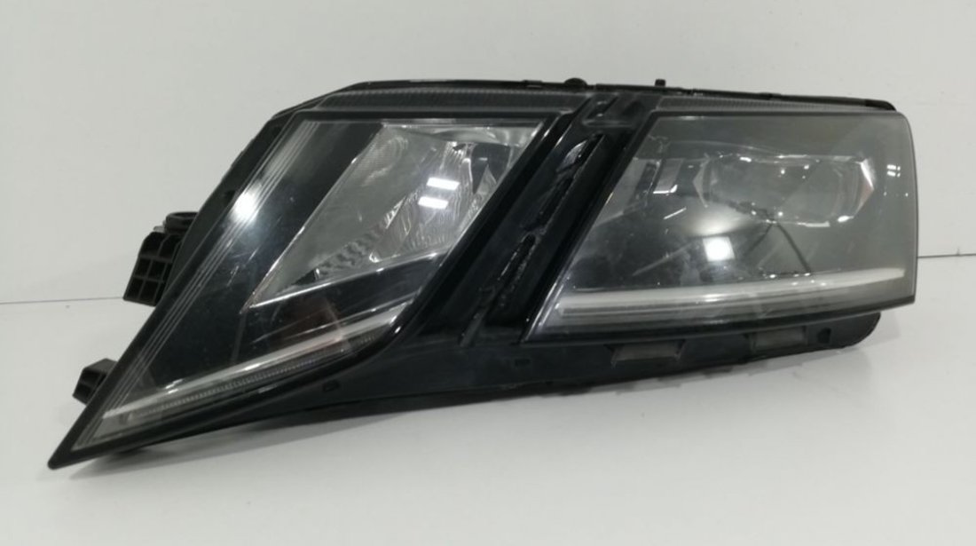 Far stanga FULL LED + ADAPTIV Skoda Octavia 3 An 2017 2018 2019 cod 5E1941015D