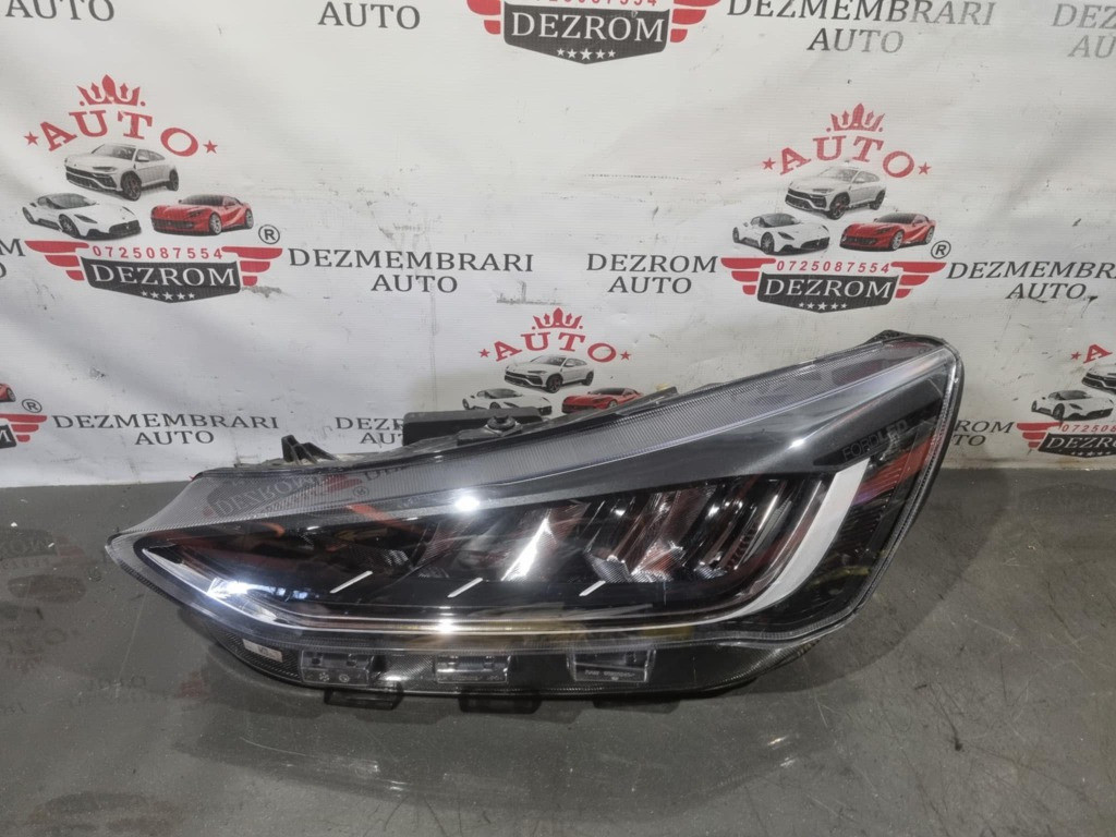 Far stanga Full LED cu defect (ureche rupta) NX7B-13E015-CF Ford Focus Mk4 Sedan Facelift